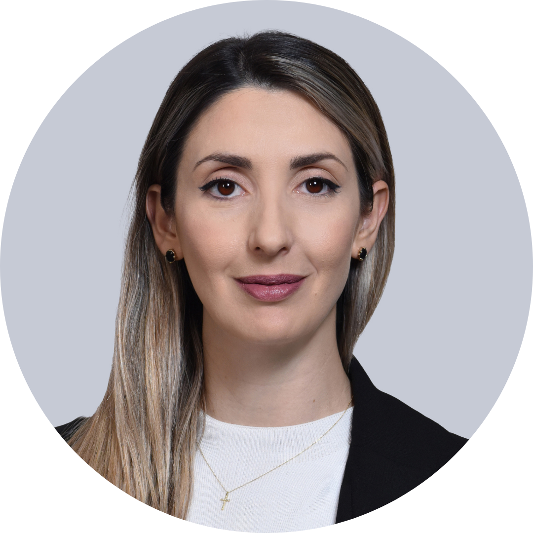 Εύα Καρατζά