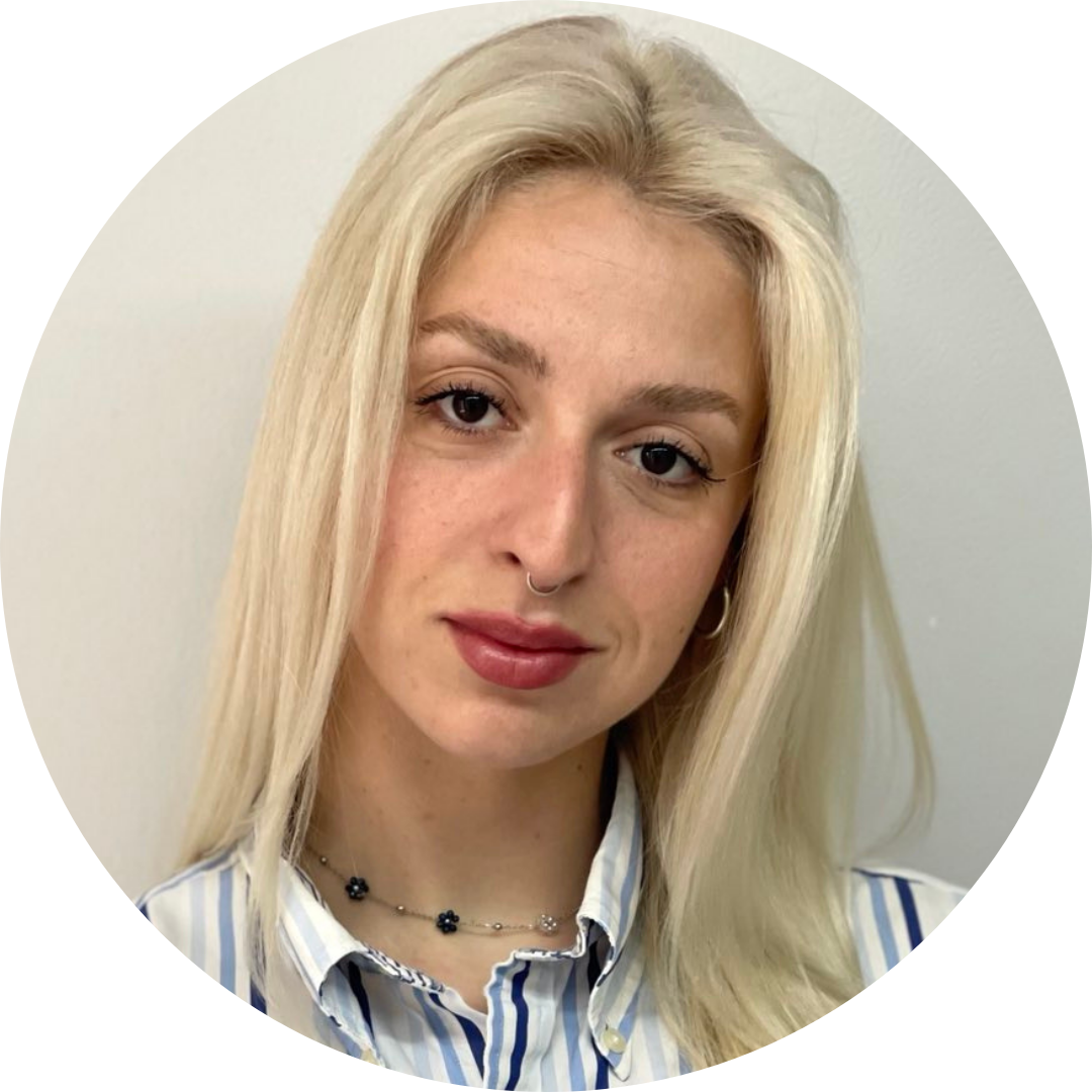  Νεφέλη Κωνσταντίνου